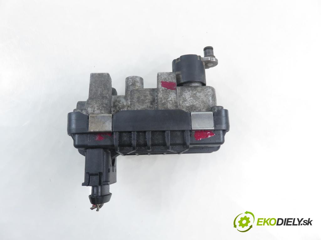 FORD FOCUS II (DA_, HCP) HB 2009 85,00 1.8 TDCi 115 - KKDA 1753,00 Nastavovač turba 6NW009206752406 (Motorček ostatné)