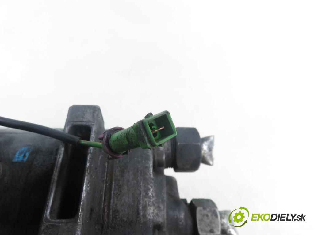 VW PASSAT B5 (3B2) SEDAN 1998 81,00 1.9 TDI 110 - AFN 1896,00 KOMPRESOR: klimatizácie 8D0260805D (Kompresor klimatizácie)