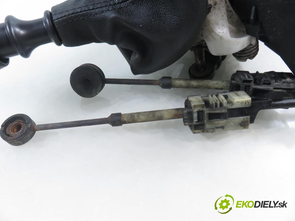 RENAULT MASTER III Platforma / podwozie (EV, HV, UV) KABINA/PLATFORMA 2015 0,00 2.3 dCi 165 FWD - M9T 700 2298,00 ZVEDÁK: