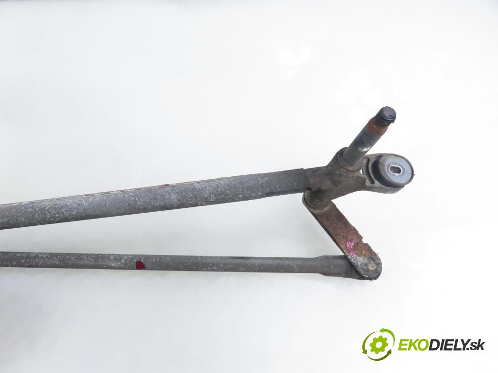 RENAULT MASTER III Platforma / podwozie (EV, HV, UV) KABINA/PLATFORMA 2015 0,00 2.3 dCi 165 FWD - M9T 700 2298,00 Motorček stieračov 141409360