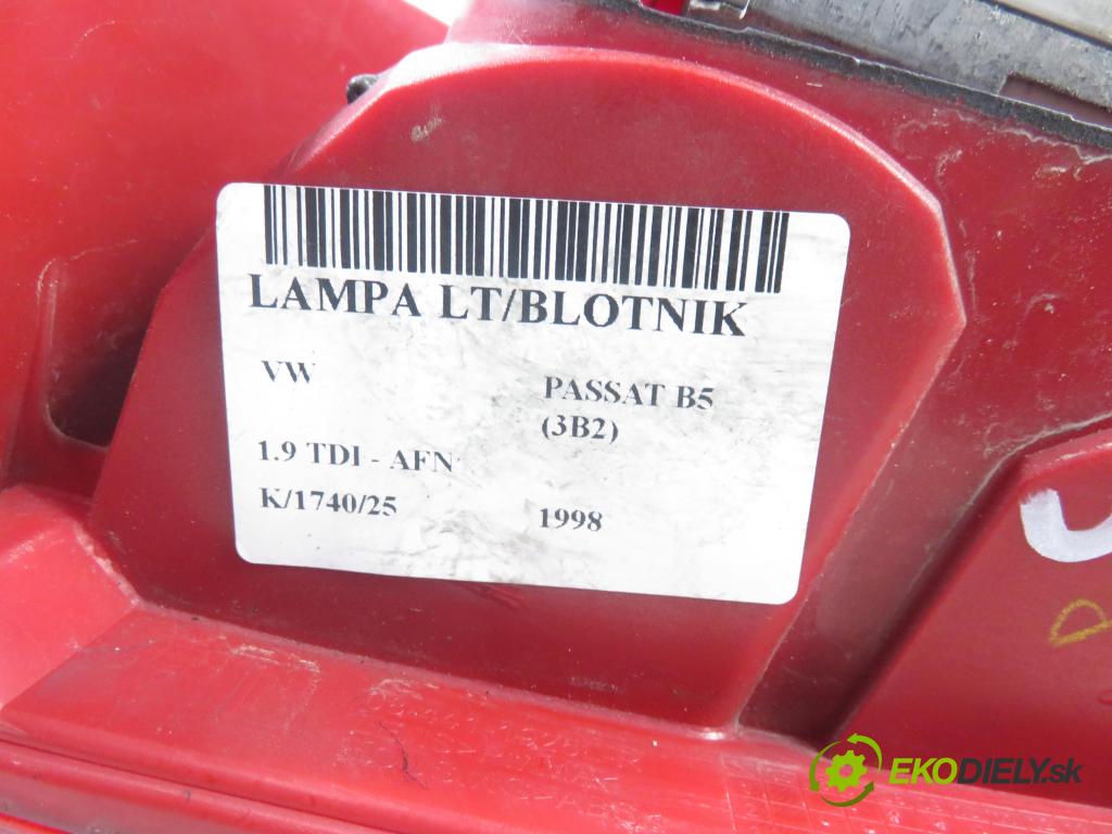 VW PASSAT B5 (3B2) SEDAN 1998 81,00 1.9 TDI 110 - AFN 1896,00 světlo levé zadní 3B5945257