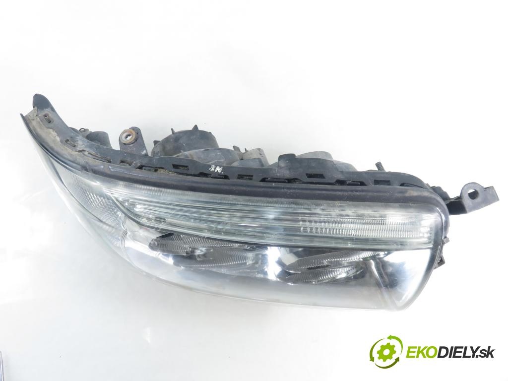 SUBARU FORESTER (SG_) KOMBI 2006 92,00 2.0 AWD 125 - EJ201 1994,00 Svetlo PP
