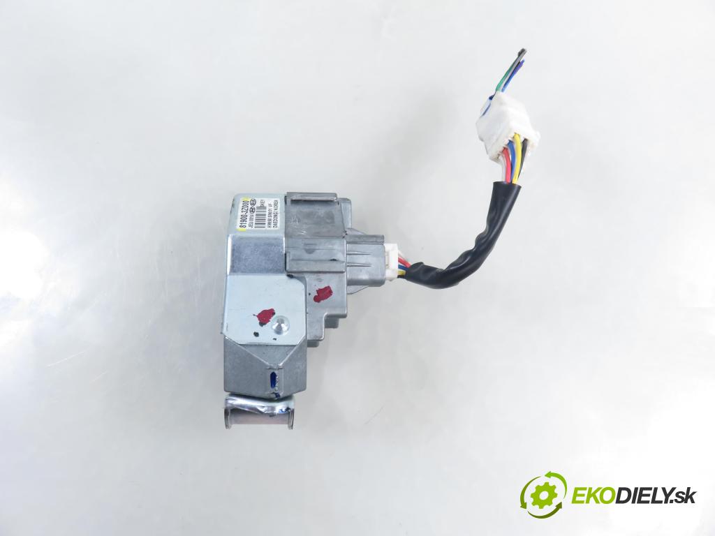 HYUNDAI i40 CW (VF) KOMBI 2014 100,00 1.7 CRDi 136 - D4FD 1685,00 blokáda tyče volantu 819003Z000