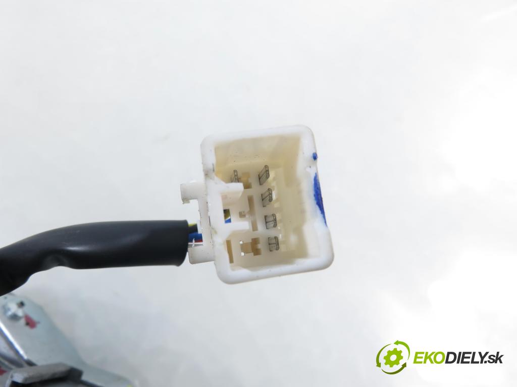 HYUNDAI i40 CW (VF) KOMBI 2014 100,00 1.7 CRDi 136 - D4FD 1685,00 blokáda tyče volantu 819003Z000