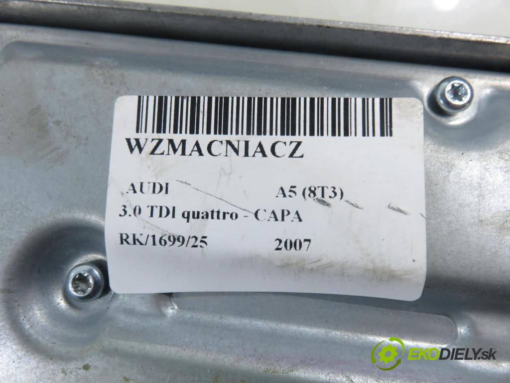 AUDI A5 (8T3) COUPE 2007 176,00 3.0 TDI quattro - CAPA 2967,00 zesilovač  (Zesilovač)