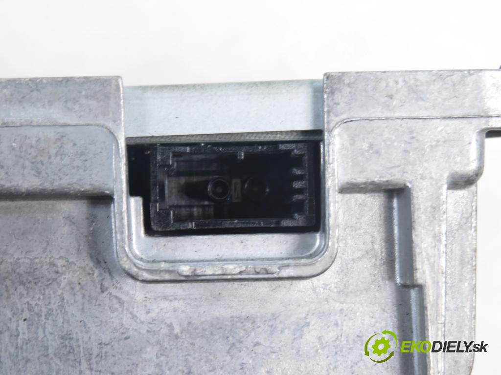 AUDI A5 (8T3) COUPE 2007 176,00 3.0 TDI quattro - CAPA 2967,00 zesilovač  (Zesilovač)