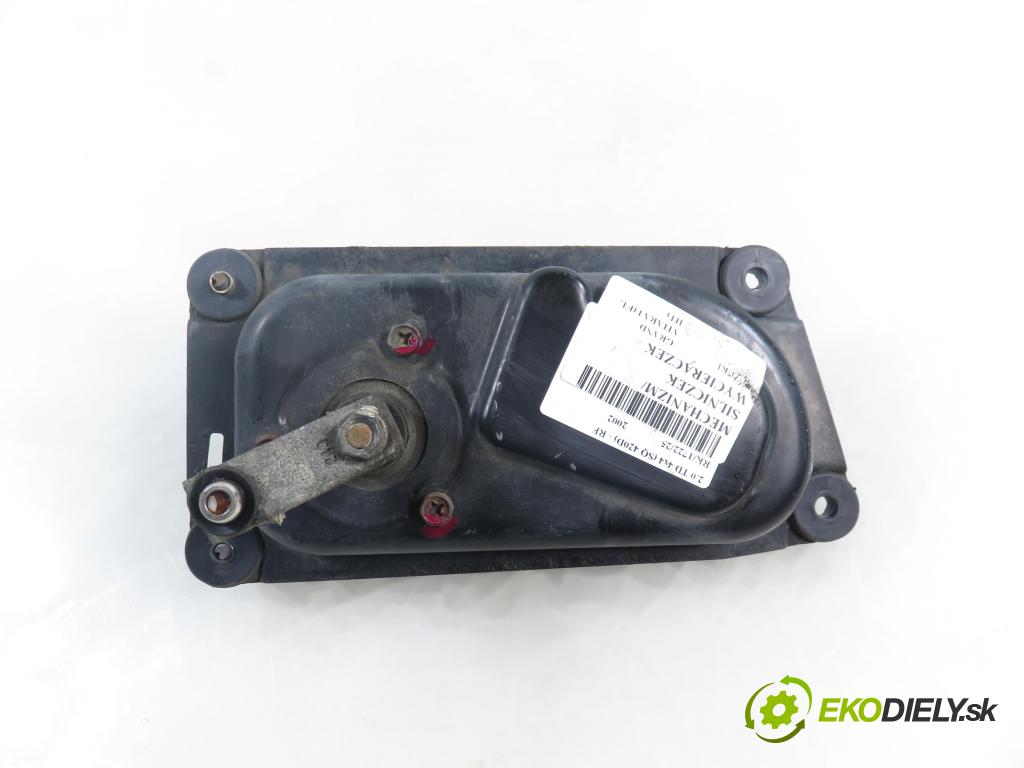 SUZUKI GRAND VITARA I (FT, HT) TERENOWY 2002 64,00 2.0 TD 87 4x4 - RF (MAZDA) 1998,00 Motorček stieračov predný