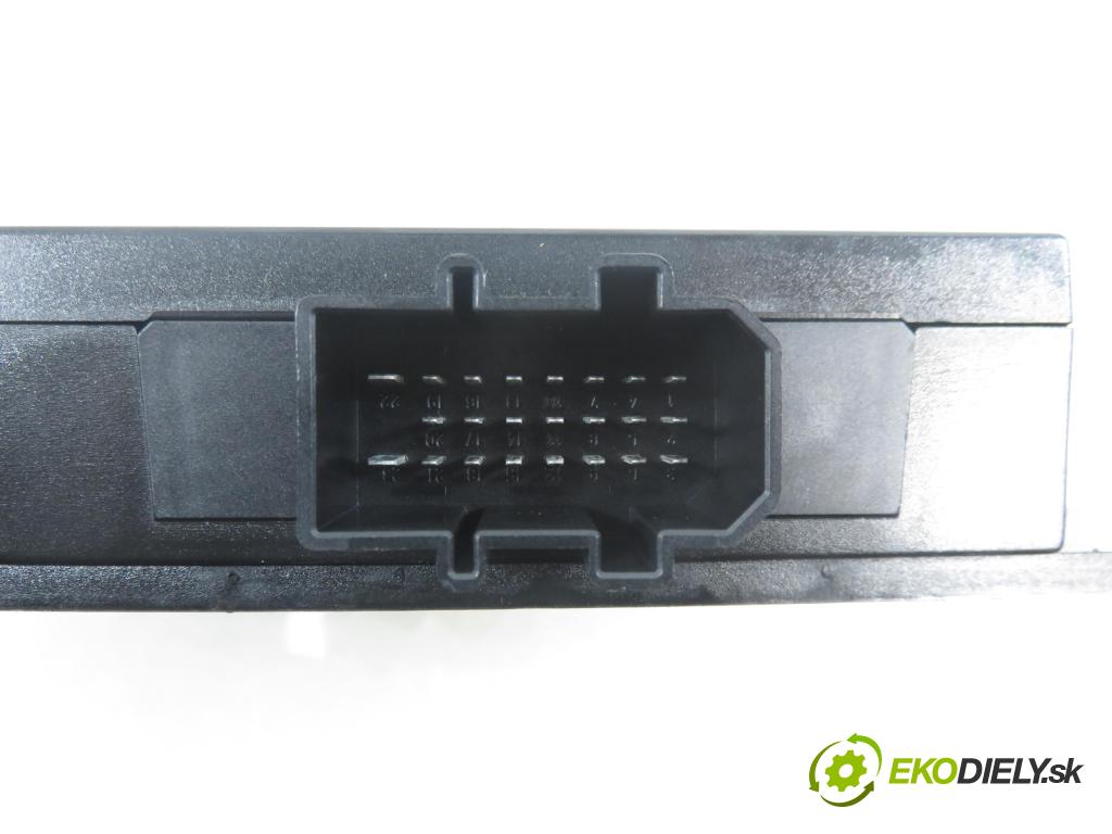 VW PASSAT B5 (3B2) SEDAN 1998 81,00 1.9 TDI 110 - AFN 1896,00 MODUL komfortu 1J0959799H