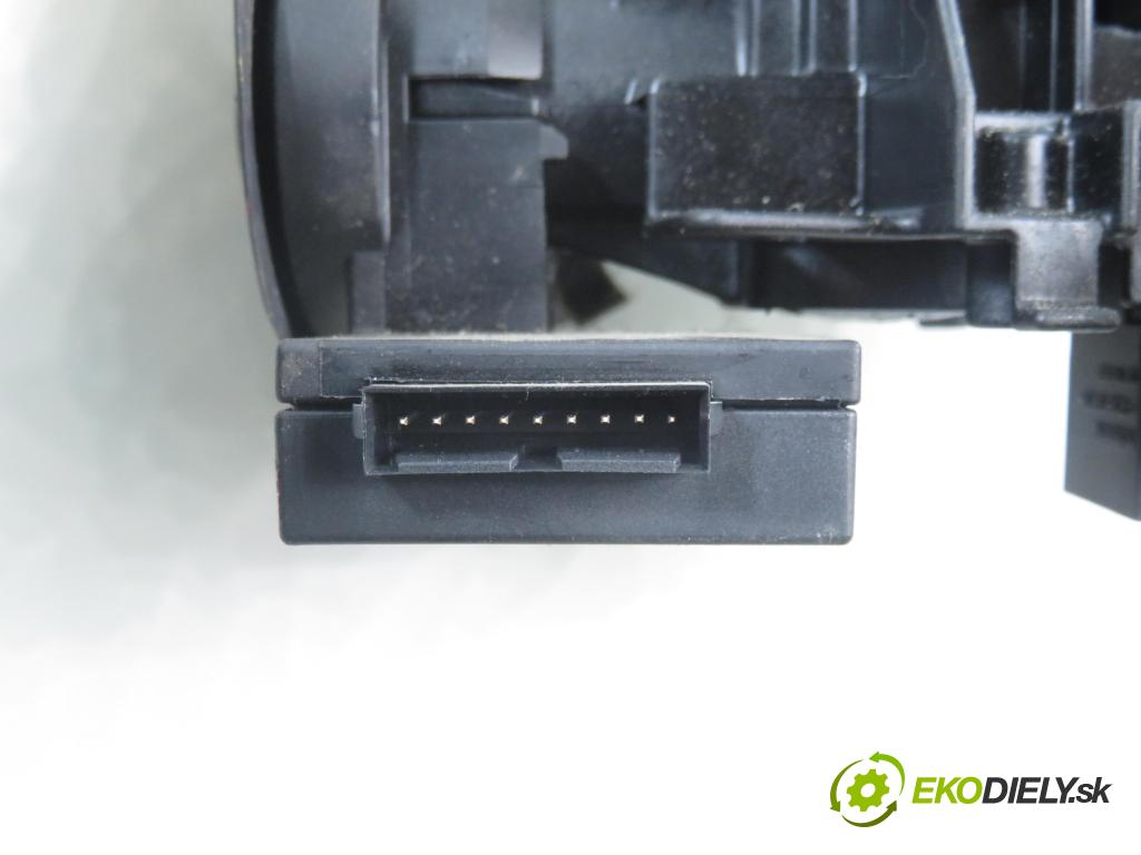 OPEL ASTRA G liftback (T98) HB 2006 66,00 1.4 - Z 14 XEP 1364,00 spinačka 90589389 ; 24445098 (Spínacia skrinka)