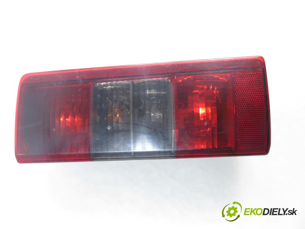 OPEL COMBO C KOMBIVAN 2002 48,00 1.7 DI 16V - Y 17 DTL 1686,00 světlo pravé zadní