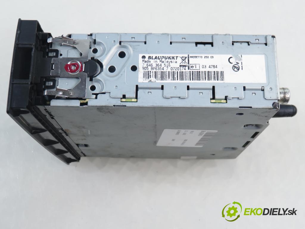 SEAT IBIZA III (6L1) HB 2003 47,00 1.2 12V - AZQ 1198,00 RADIO 7646364516