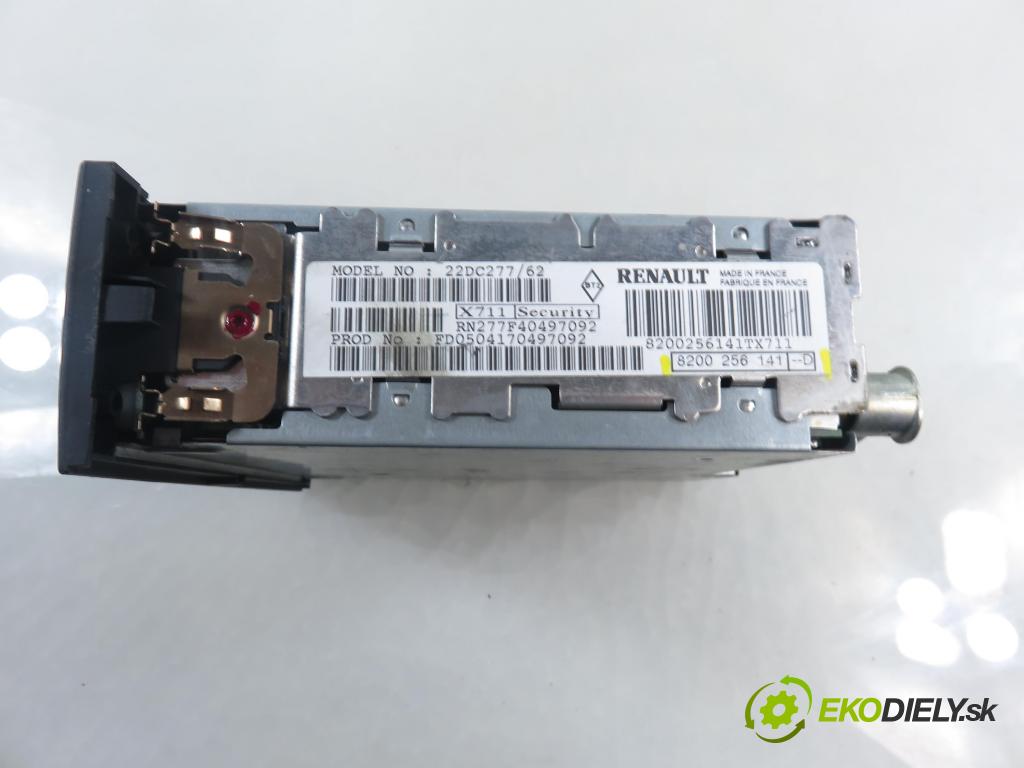 RENAULT MEGANE II sedan (LM0/1_) SEDAN 2004 0,00 1.6 - K4M 760 1598,00 RADIO CD 8200256141D