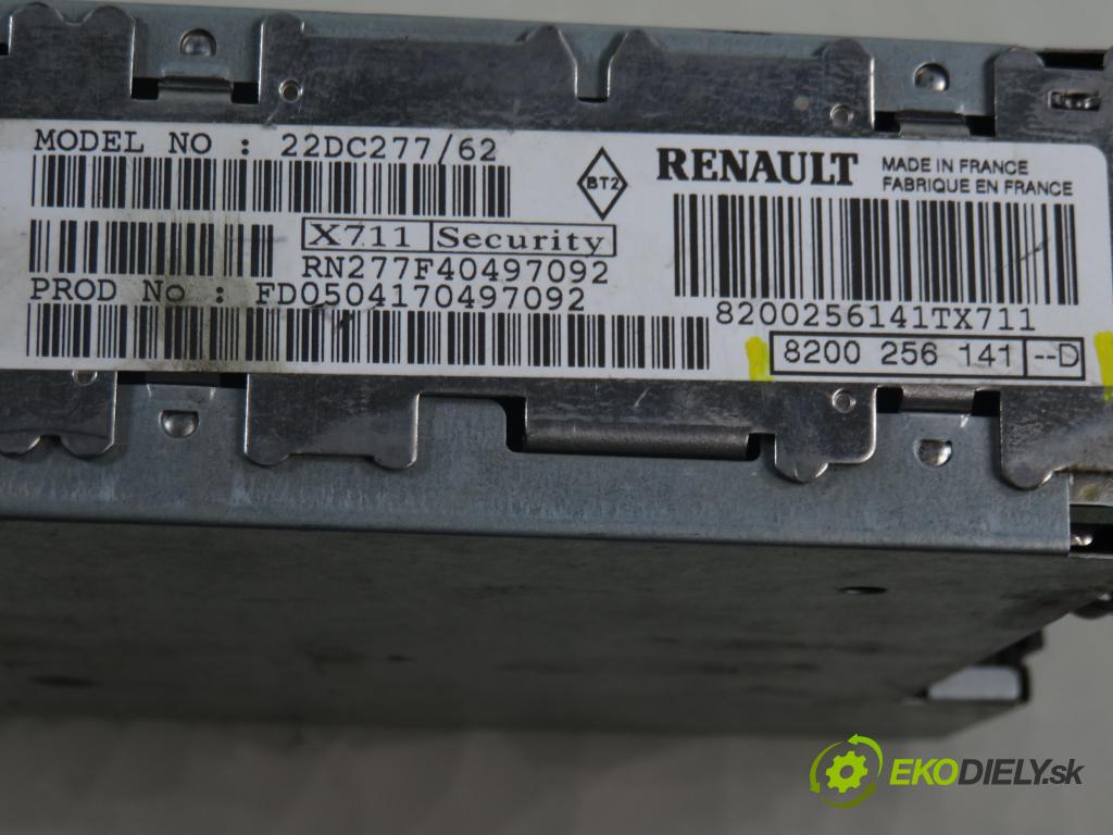 RENAULT MEGANE II sedan (LM0/1_) SEDAN 2004 0,00 1.6 - K4M 760 1598,00 RADIO CD 8200256141D