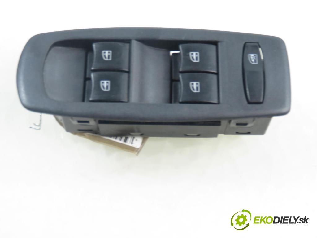 RENAULT KOLEOS I (HY_) SUV 2008 110,00 2.0 dCi 4x4 150 - M9R 832 1995,00 Panel ovládania okien 25401JY00C