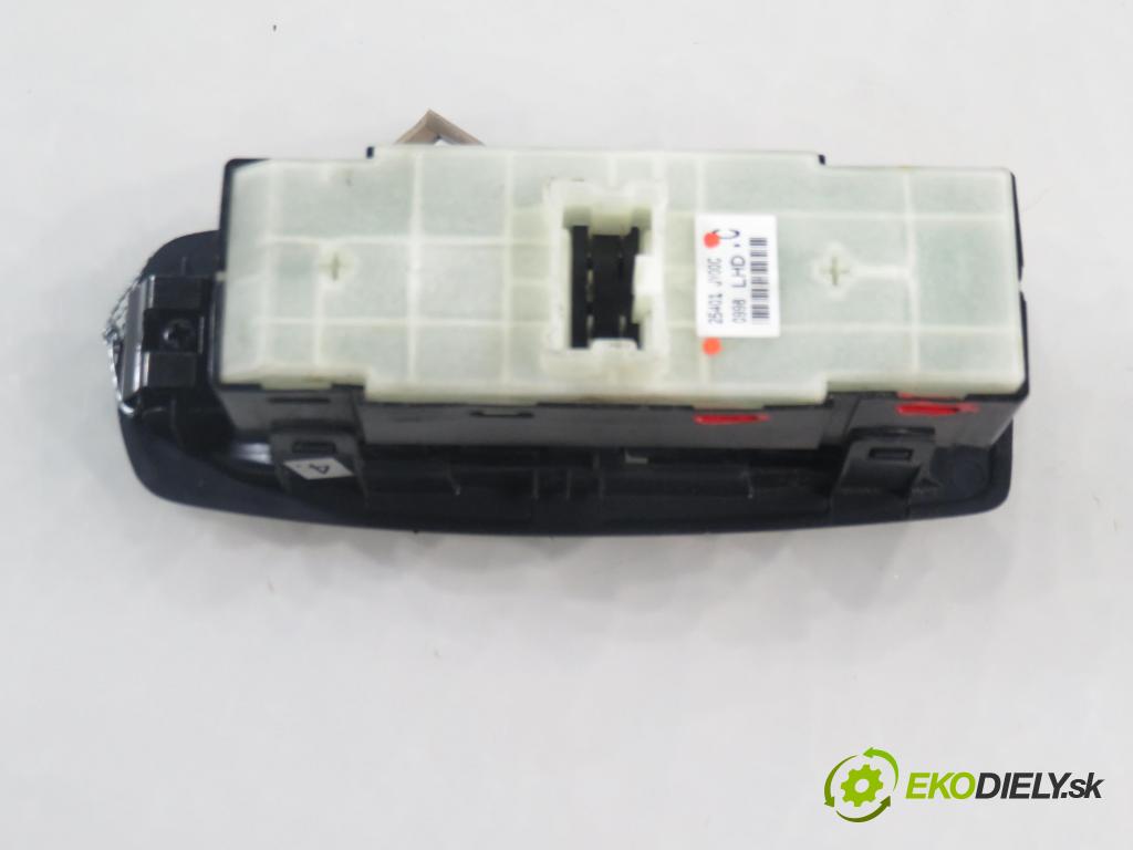 RENAULT KOLEOS I (HY_) SUV 2008 110,00 2.0 dCi 4x4 150 - M9R 832 1995,00 Panel ovládania okien 25401JY00C