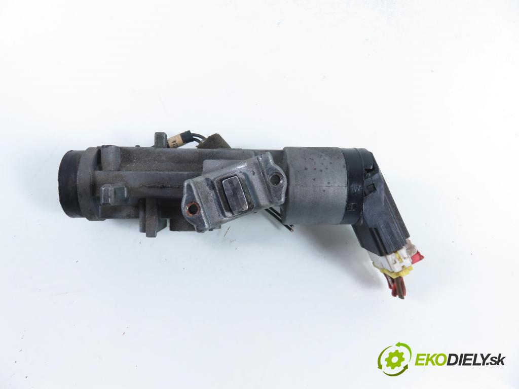 DAEWOO LANOS (KLAT) HB 2002 55,00 1.3 - A14SMS 1349,00 spinačka  (Spínacia skrinka)