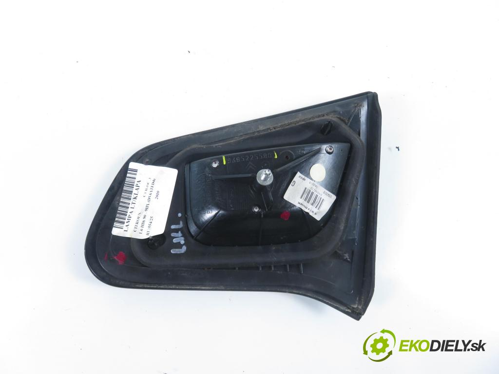 CITROEN C3 II (SC_) HB 2010 0,00 1.6 HDi 90 - 9HX (DV6ATED4) 1560,00 světlo levé zadní kufr 9685225580