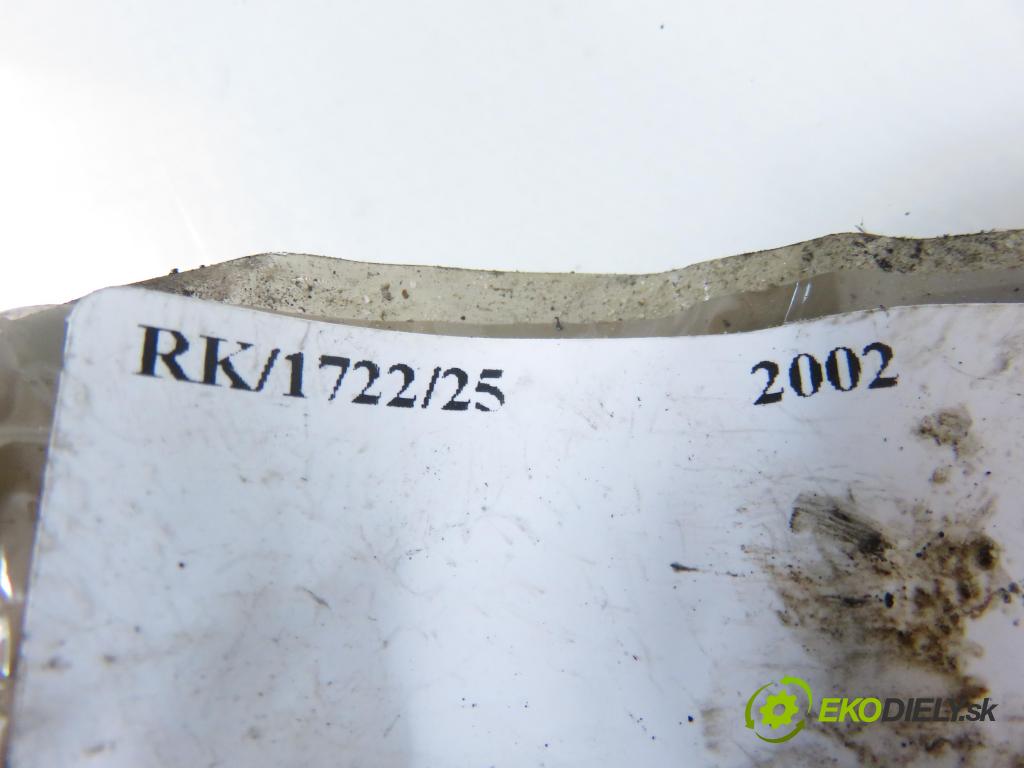 SUZUKI GRAND VITARA I (FT, HT) TERENOWY 2002 64,00 2.0 TD 87 4x4 - RF (MAZDA) 1998,00 Štartér  (Štartér)