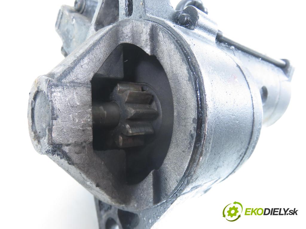 SUZUKI GRAND VITARA I (FT, HT) TERENOWY 2002 64,00 2.0 TD 87 4x4 - RF (MAZDA) 1998,00 startér  (Startér)