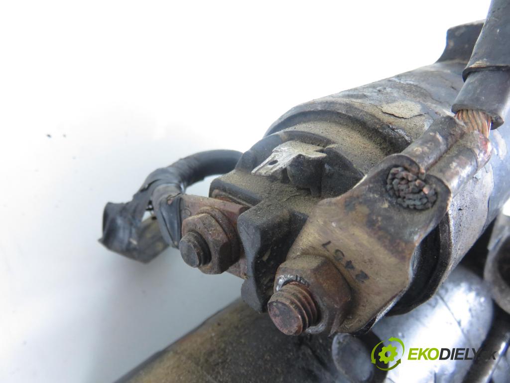 SUZUKI GRAND VITARA I (FT, HT) TERENOWY 2002 64,00 2.0 TD 87 4x4 - RF (MAZDA) 1998,00 startér  (Startér)