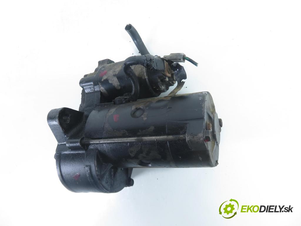 SUZUKI GRAND VITARA I (FT, HT) TERENOWY 2002 64,00 2.0 TD 87 4x4 - RF (MAZDA) 1998,00 startér  (Startér)