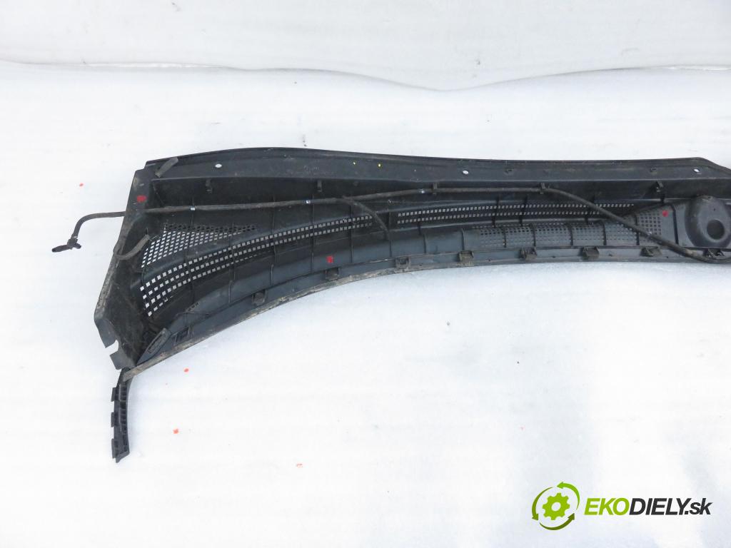 HYUNDAI ix35 (LM, EL, ELH) SUV 2011 99,00 1.6 - G4FD 1591,00 Torpédo, plast pod čelné okno 861512Y000 (Torpédo (plast pod čelným sklom))