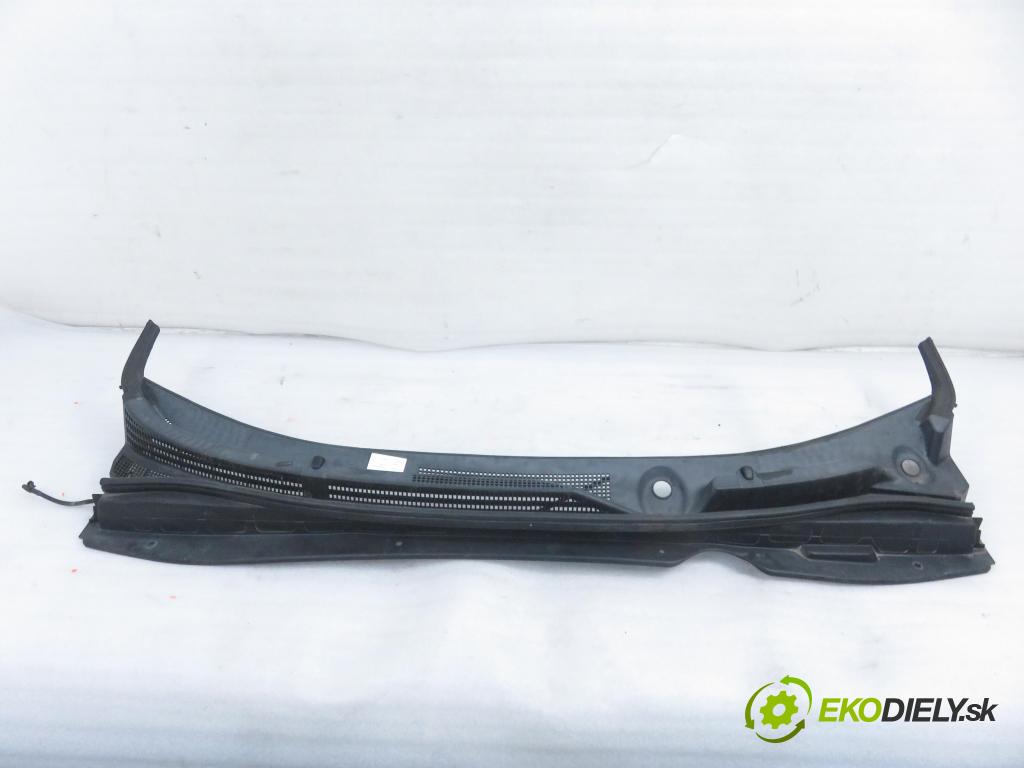 HYUNDAI ix35 (LM, EL, ELH) SUV 2011 99,00 1.6 - G4FD 1591,00 Torpédo, plast pod čelné okno 861512Y000 (Torpédo (plast pod čelným sklom))