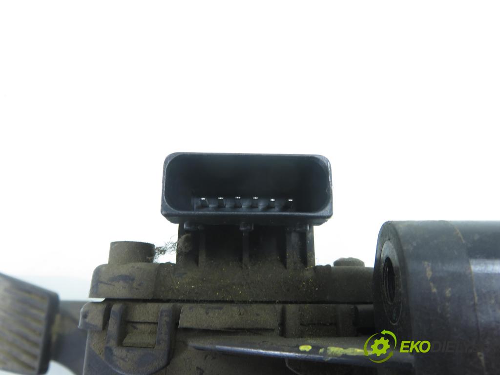 OPEL ASTRA G liftback (T98) HB 2001 55,00 1.7 DTI 16V - Y 17 DT 1686,00 Potenciometer plynu 9157998 (Potenciometer plynového pedálu)