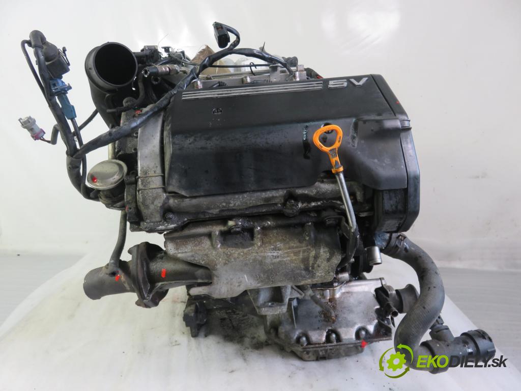 AUDI A6 Avant (4B5, C5) KOMBI 1999 121,00 2.4 - ARJ 2393,00 motor BENZÍN ARJ