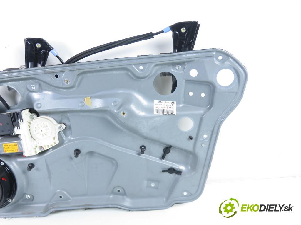 VW BORA (1J2) SEDAN 2000 85,00 2 - AQY 1984,00 mechanismus oken PPE 1J4837730AA ; 1J1959802D