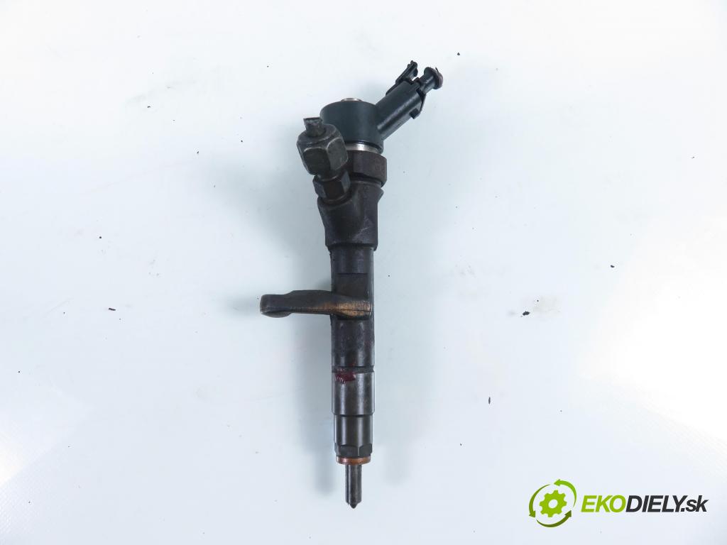 RENAULT LAGUNA II (BG0/1_) LIFTBACK 2002 88,00 1.9 dCi 120 - F9Q 750 1870,00 vstrekovač 0445110021 ; 7700111014 (Vstrekovač paliva)