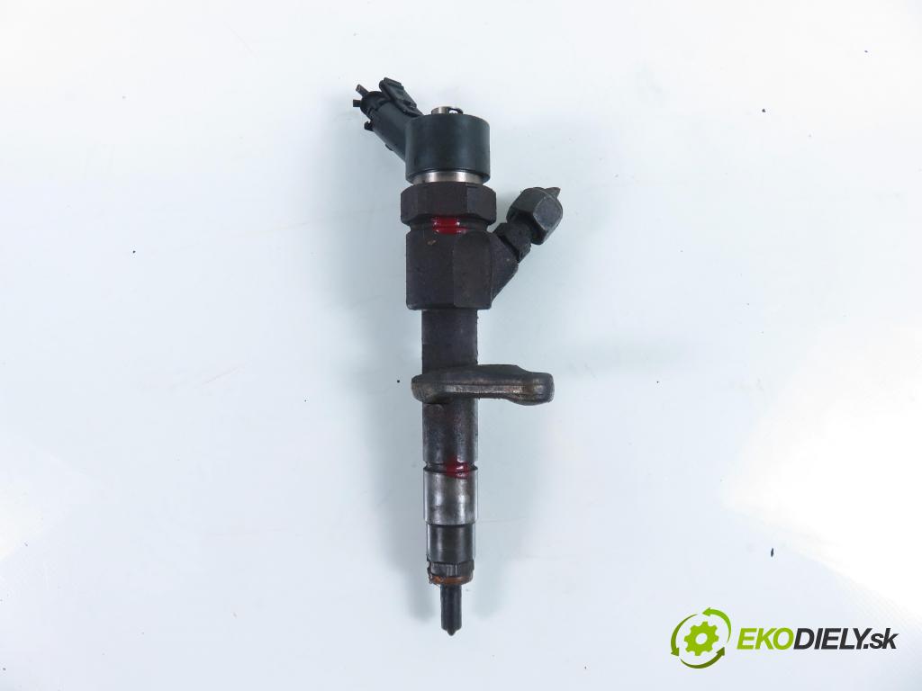 RENAULT LAGUNA II (BG0/1_) LIFTBACK 2002 88,00 1.9 dCi 120 - F9Q 750 1870,00 vstrekovač 0445110021 ; 7700111014 (Vstrekovač paliva)