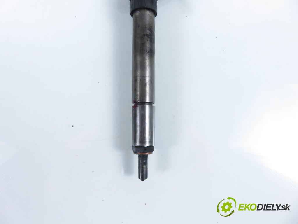 FORD FOCUS C-MAX (DM2) MINIVAN 2004 100,00 2.0 TDCi - G6DA 1997,00 vstrekovač 9647247280 (Vstrekovač paliva)