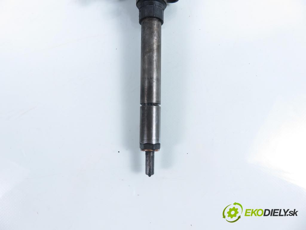 FORD FOCUS C-MAX (DM2) MINIVAN 2004 100,00 2.0 TDCi - G6DA 1997,00 vstrekovač 9647247280 (Vstrekovač paliva)