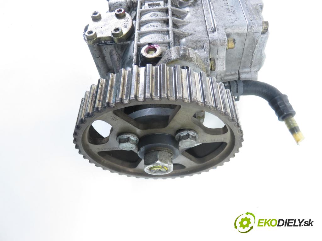 SKODA OCTAVIA I (1U2) LIFTBACK 1997 66,00 1.9 TDI 90- AGR 1896,00 Pumpa vstrekovacia 038130107D ; 0460404977 (Vstrekovacie čerpadlo)