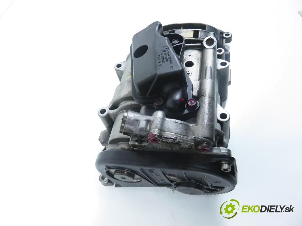 BMW 3 (E90) SEDAN 2006 120,00 2.0 320 d 163 1995,00 Pumpa oleja 8058052011 (Olejová pumpa)