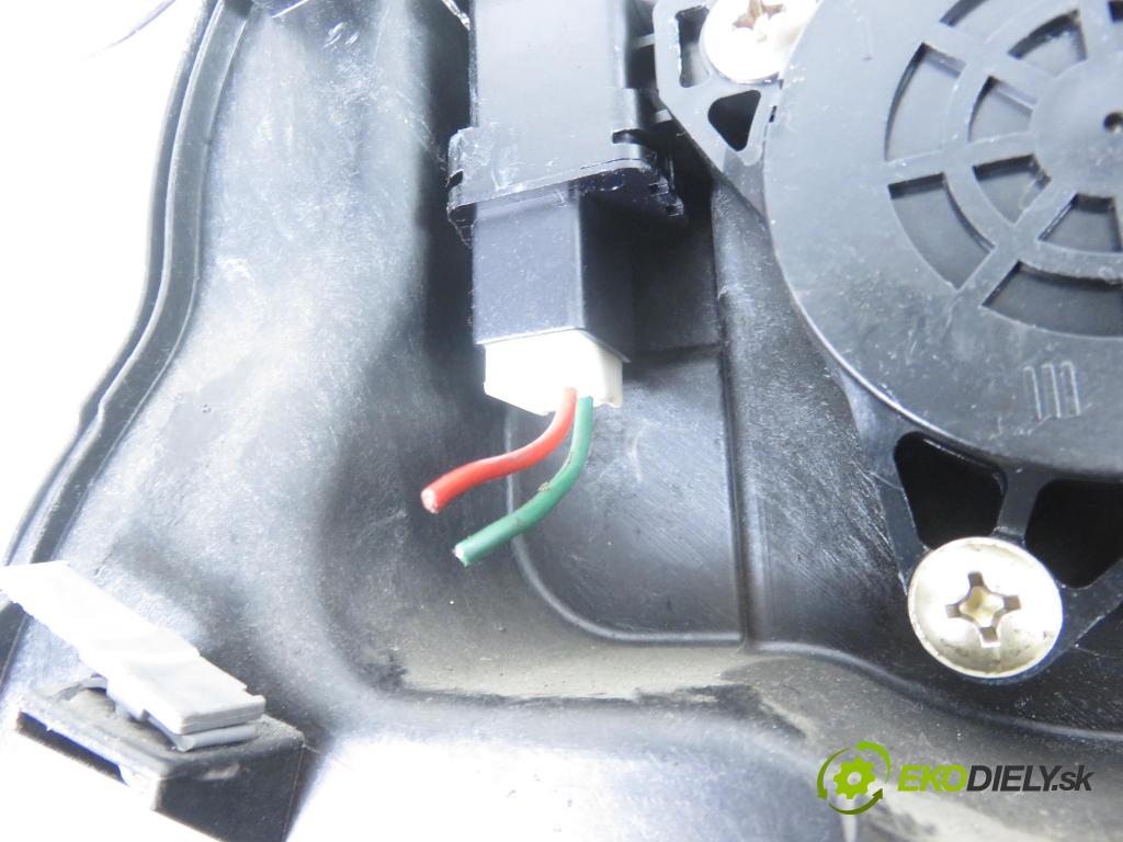 MAZDA 2 (DY) HB 2004 59,00 1.4 - FXJA 1388,00 Mechanizmus okien 3M71A045H16A