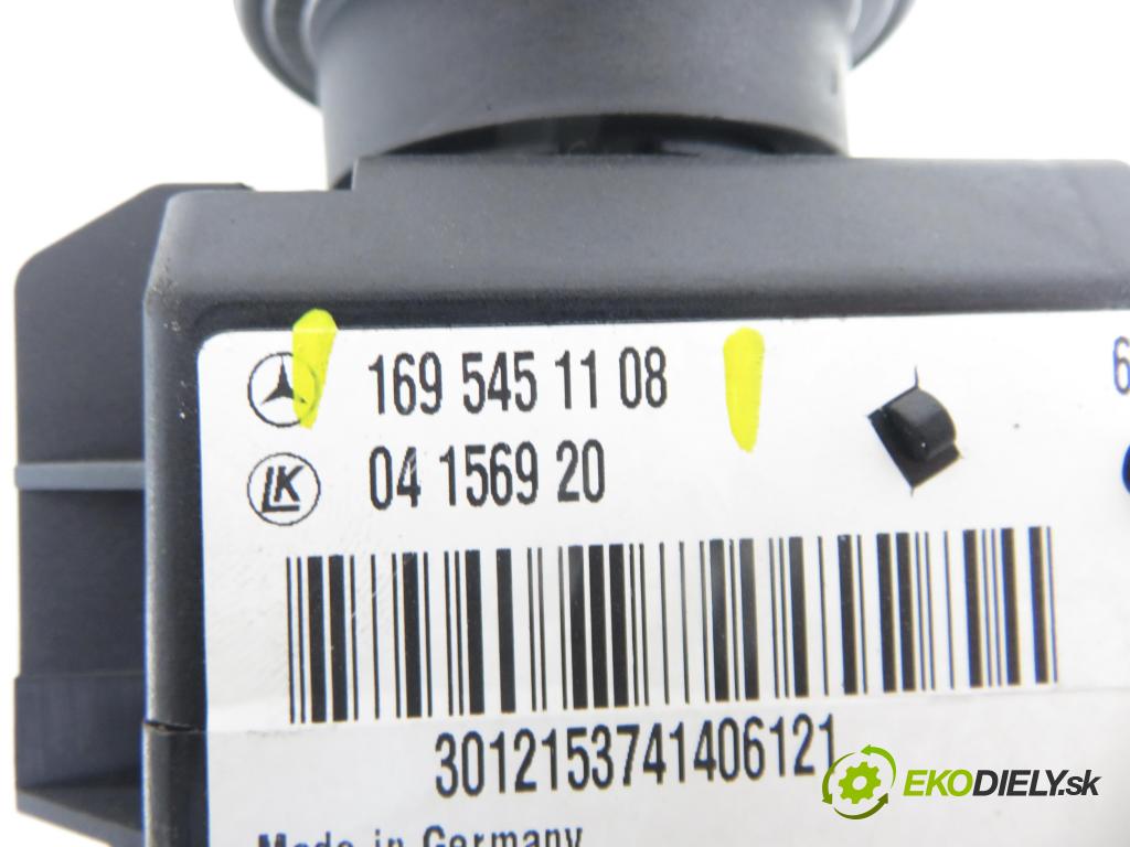 MERCEDES-BENZ KLASA A (W169) HB 2006 80,00 2.0 CDI 109 - OM 640.940 1991,00 spinačka 1695451108 (Spínacia skrinka)