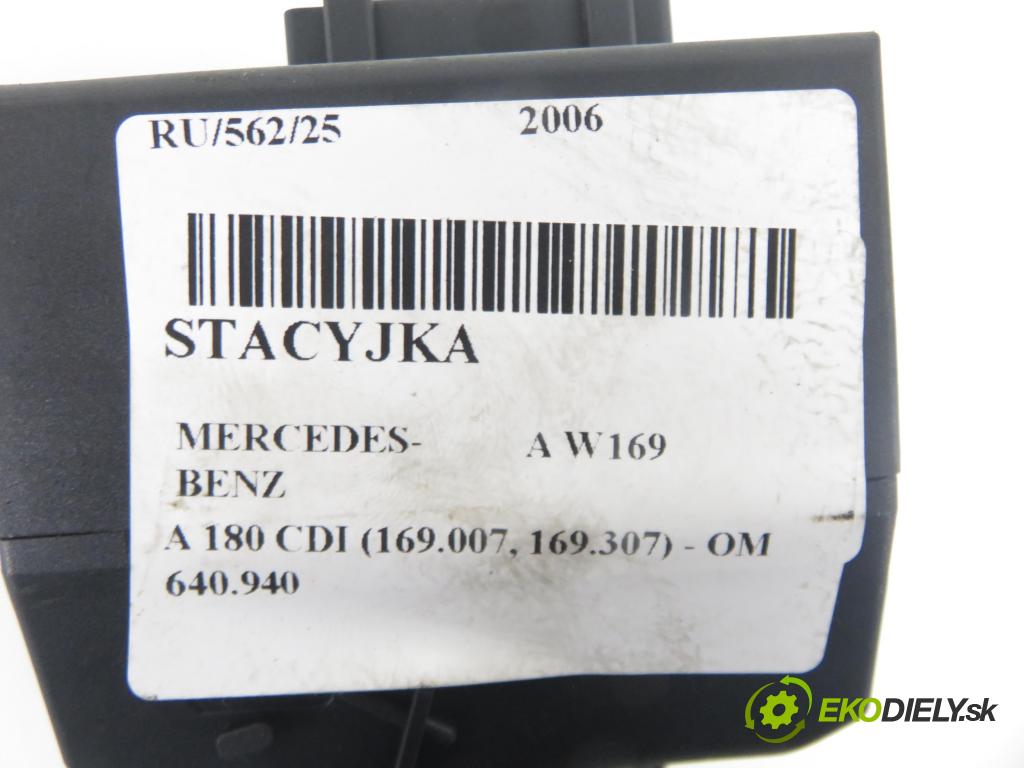 MERCEDES-BENZ KLASA A (W169) HB 2006 80,00 2.0 CDI 109 - OM 640.940 1991,00 spinačka 1695451108 (Spínacia skrinka)