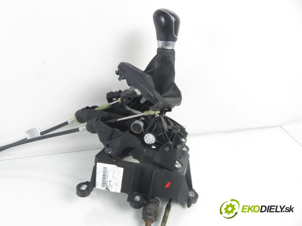 FORD FOCUS III HB 2016 77,00 1.6 Ti VCT 105 - IQDC 1596,00 ZVEDÁK: F1FR7C453AKD