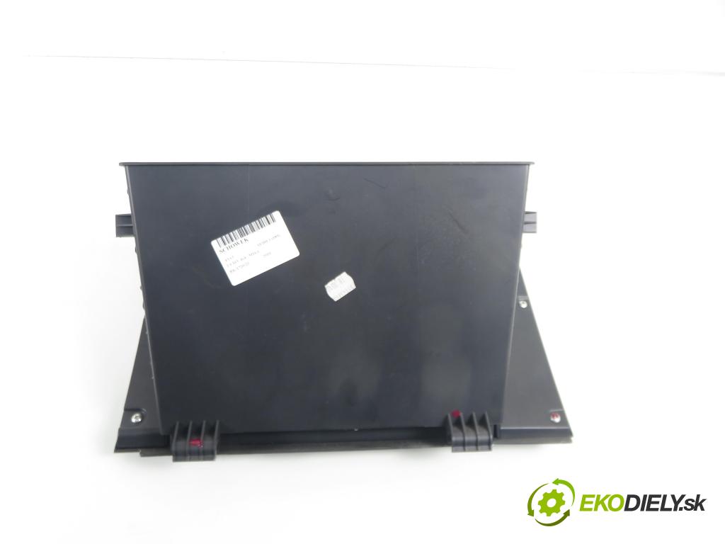 FIAT SEDICI (189_) CROSSOVER 2010 88,00 1.6 16V 120 4x4 - M16A 1586,00 Priehradka, kastlík 7341179J1