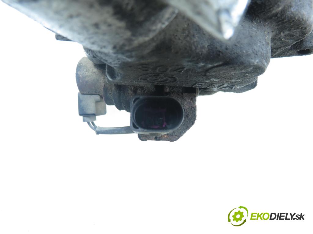 VW POLO (9N_) HB 2004 55,00 1.4 TDI - BAY 1422,00 KOMPRESOR: klimatizácie 6Q0820803H (Kompresor klimatizácie)