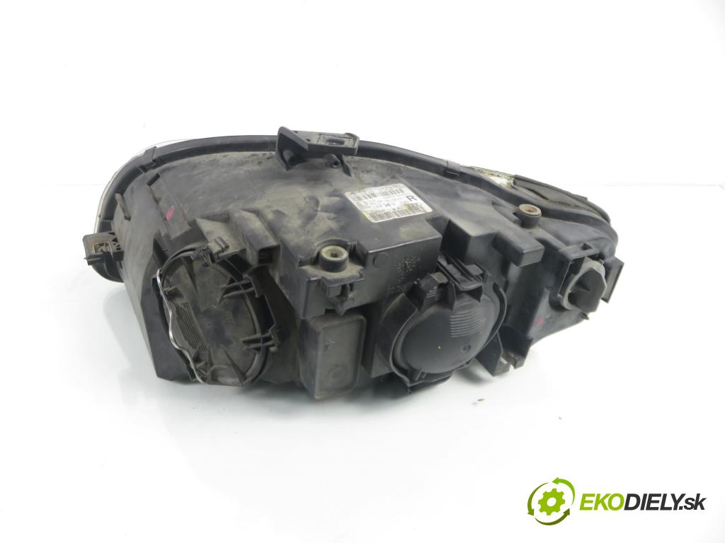 AUDI A4 Avant (8ED, B7) KOMBI 2007 103,00 2.0 TDI - BPW 1968,00 Svetlo PP 8E0941004AJ