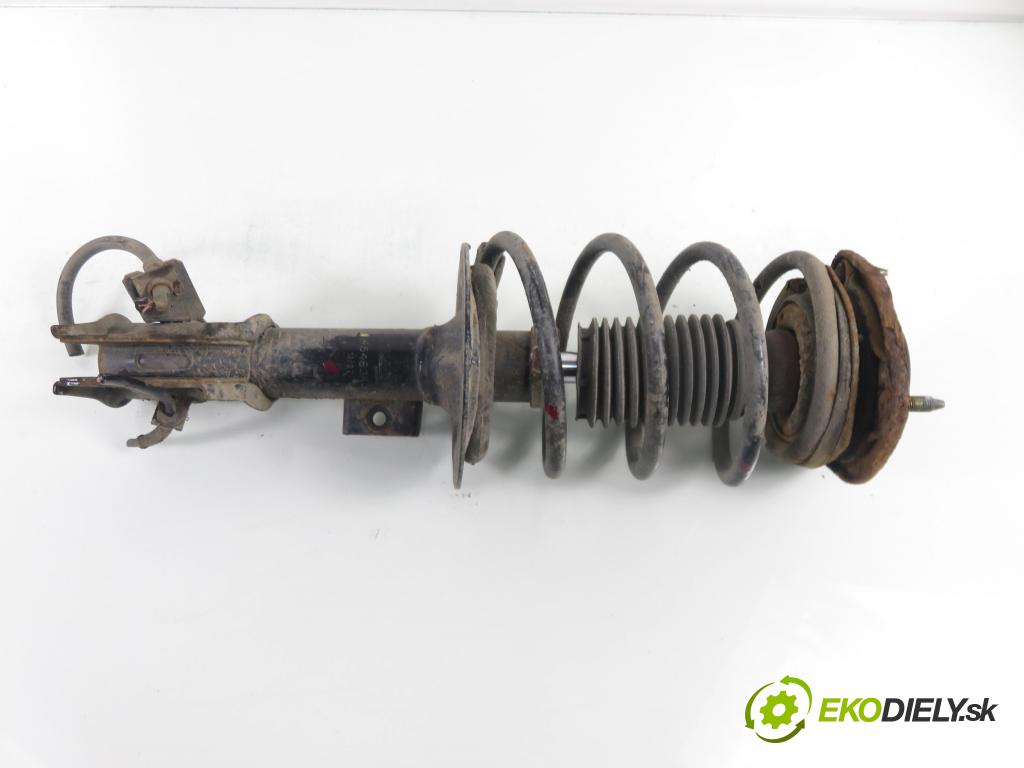 VOLVO V40 Kombi (645) KOMBI 2004 85,00 1.9 DI 116 - D 4192 T3 1870,00 MCPERSON LP 454834L
