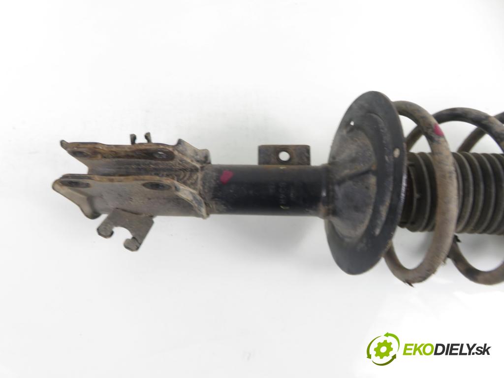 VOLVO V40 Kombi (645) KOMBI 2004 85,00 1.9 DI 116 - D 4192 T3 1870,00 MCPERSON PP 464834R