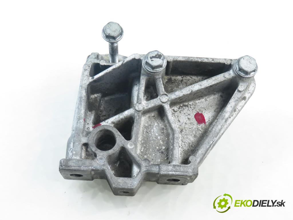 AUDI A3 (8L1) HB 2000 92,00 1.8 - AGN 1781,00 Uchytenie prevodovky 1J0199117P