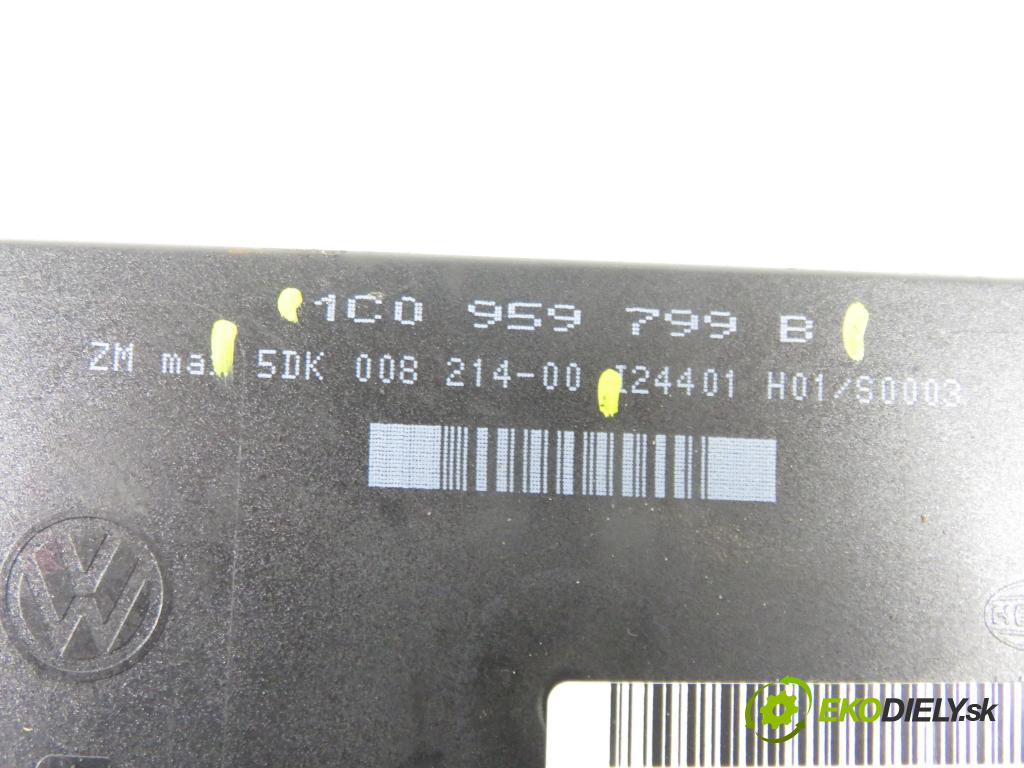 VW PASSAT B5.5 Variant (3B6) KOMBI 2001 96,00 1.9 TDI PD 130 - AVF 1896,00 MODUL komfortu 1C0959799B ; 5DK00821400