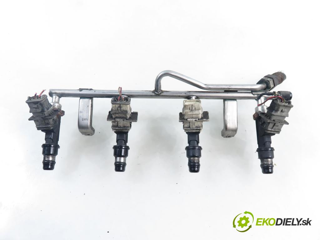 OPEL MERIVA A nadwozie wielkoprzestrzenne (MPV) (X03) HB 2003 64,00 1.6 - Z 16 SE 1598,00 Lišta vstrekovacia 25313846 (Vstrekovacia lišta)