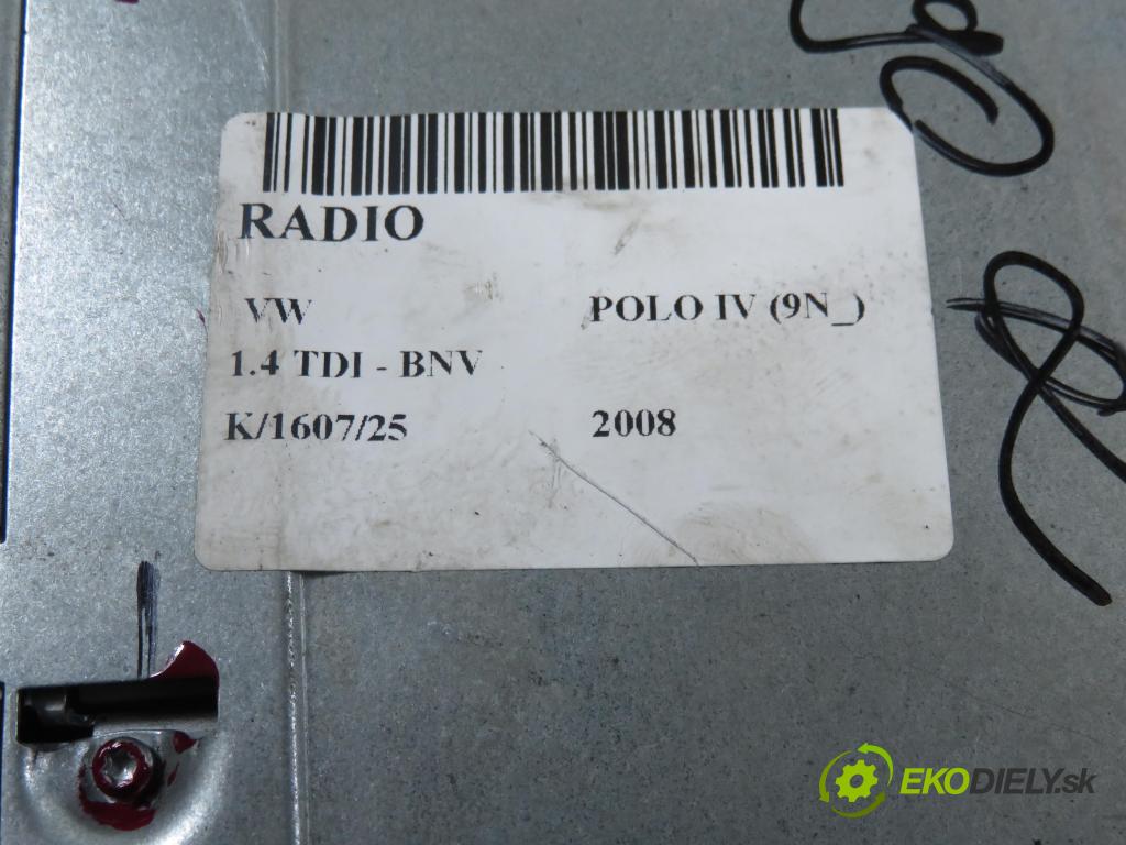 VW POLO (9N_) HB 2008 59,00 1.4 TDI - BNV 1422,00 RADIO CD 6Q0035152G