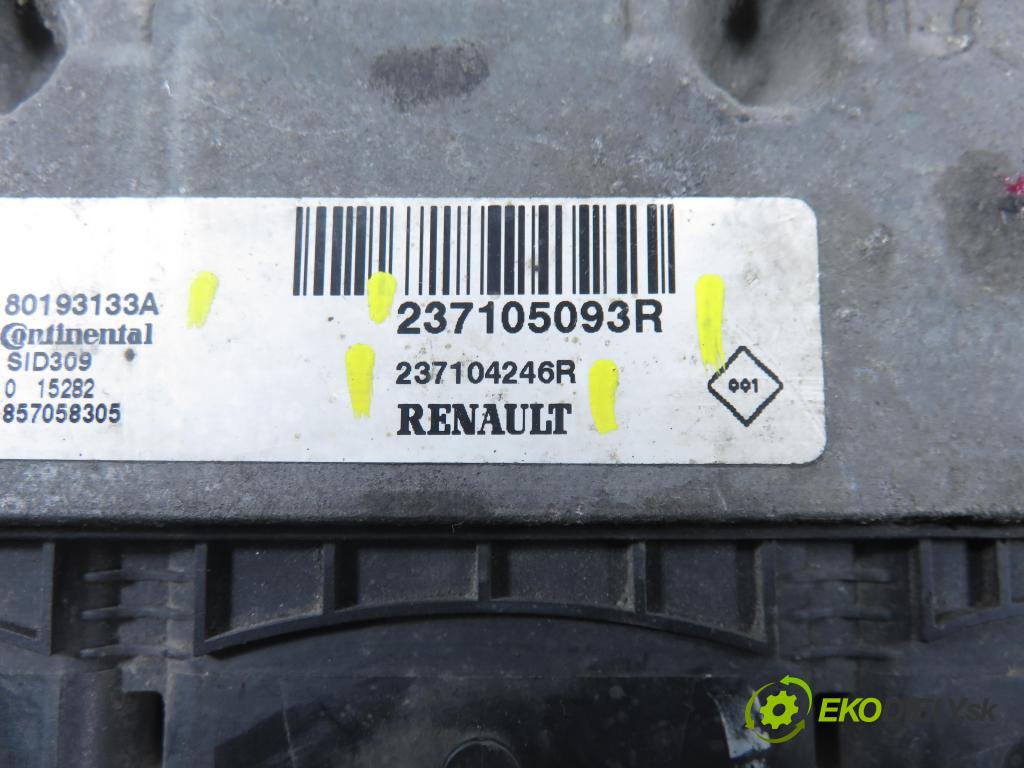 RENAULT MASTER III Platforma / podwozie (EV, HV, UV) KABINA/PLATFORMA 2015 0,00 2.3 dCi 165 FWD - M9T 700 2298,00 Riadiaca jednotka Motor 237105093R ; 237104246R ; S180193133A